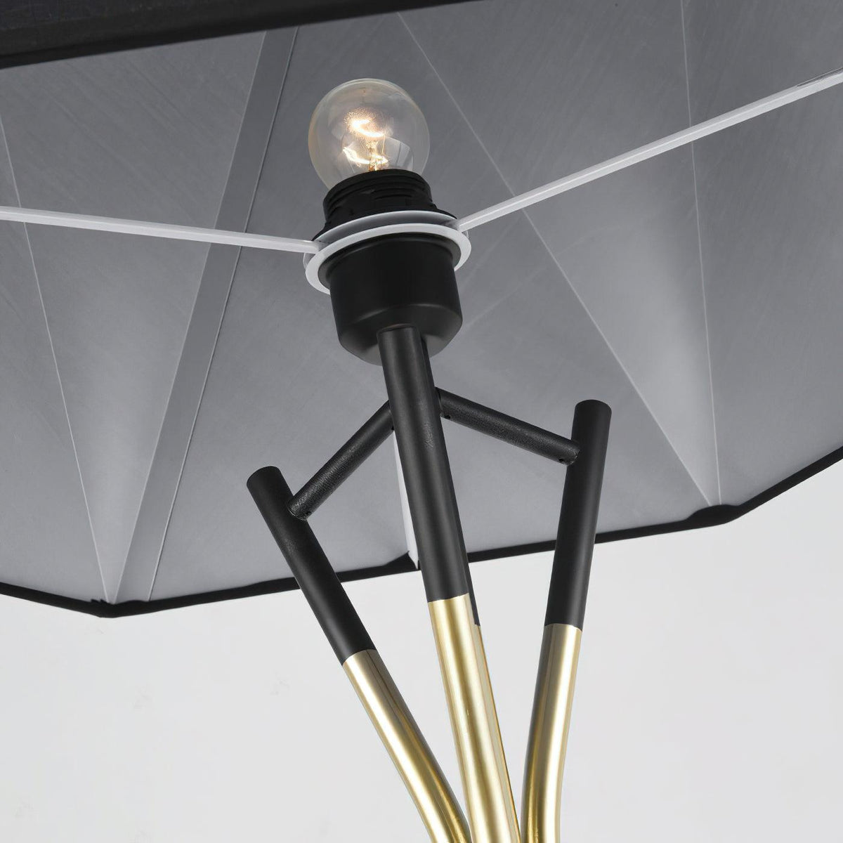 solitaire-floor-lamp