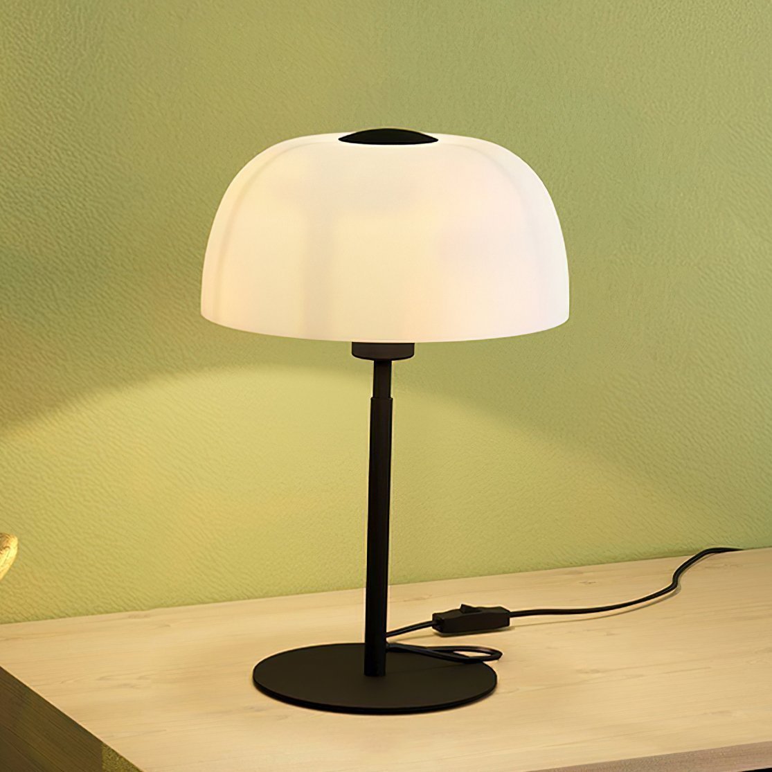 Solo Table Lamp