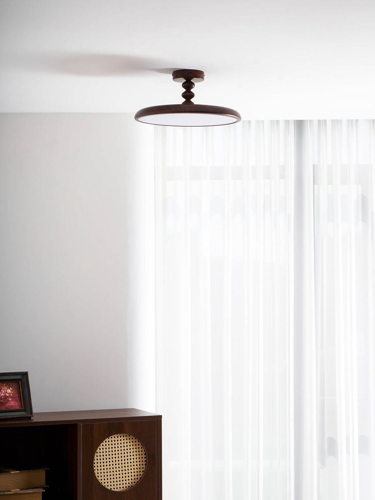 soluna-wood-ceiling-light
