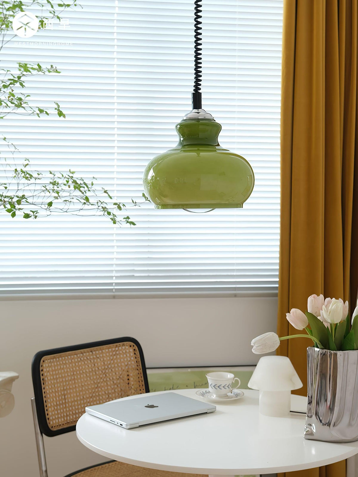 space-age-glass-pendant-light