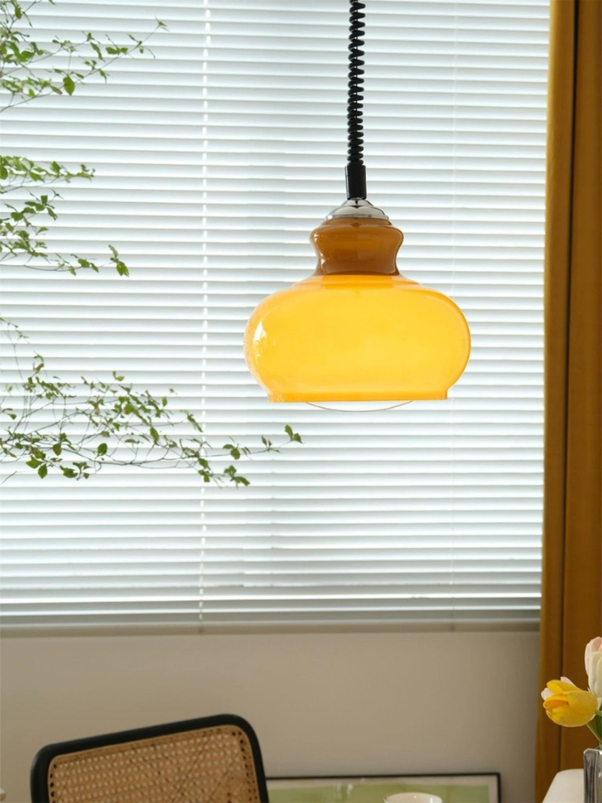 space-age-glass-pendant-light