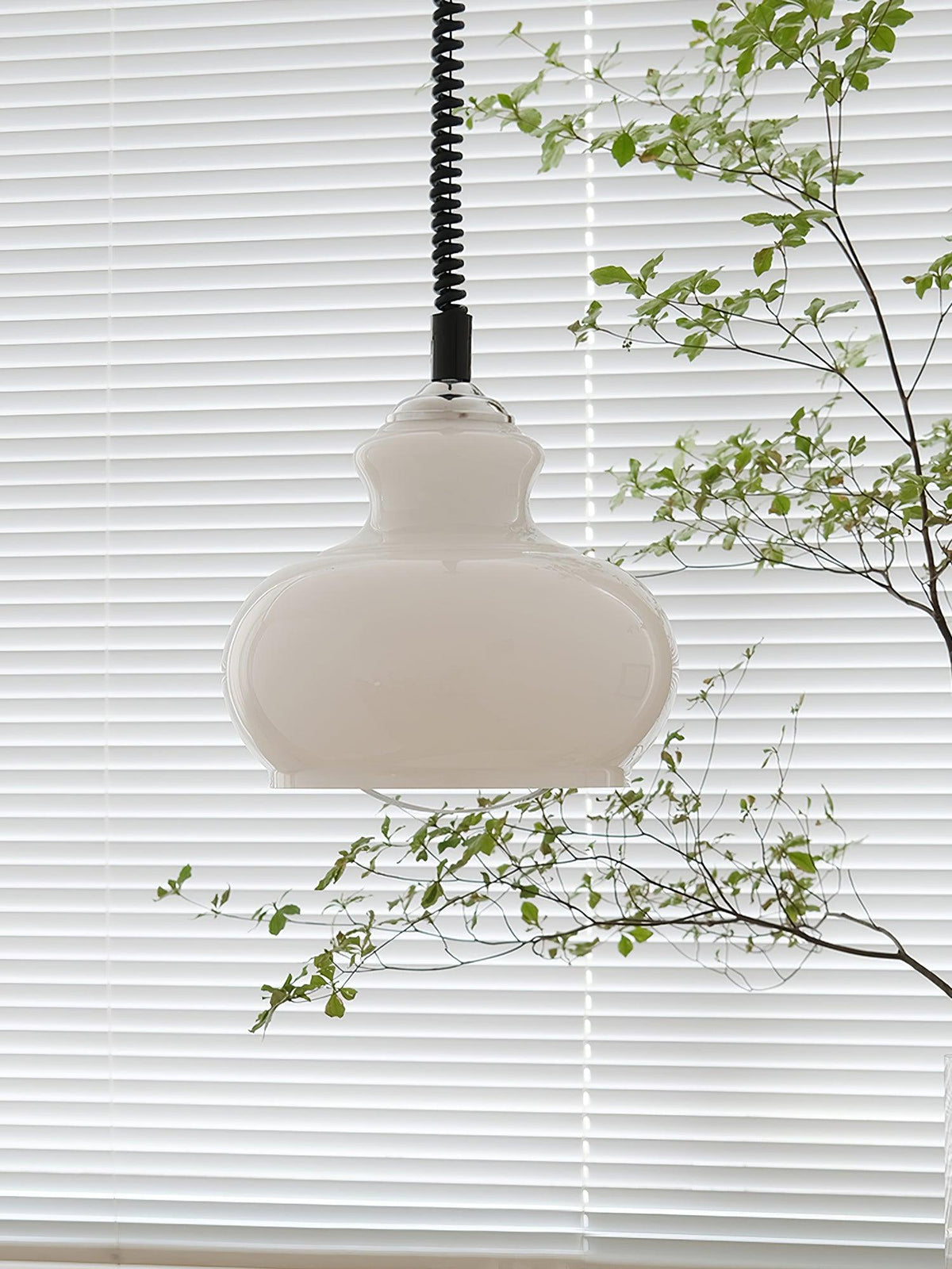 space-age-glass-pendant-light