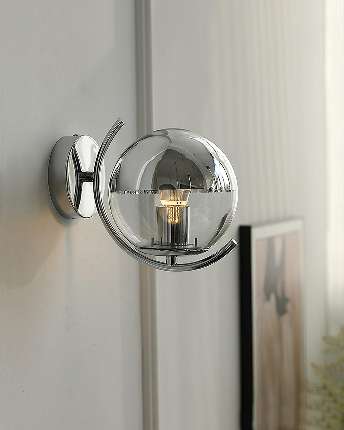 space-ball-wall-lamp