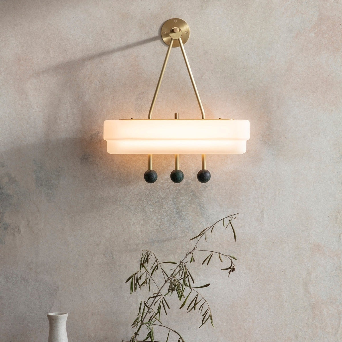 Spate Wall Light