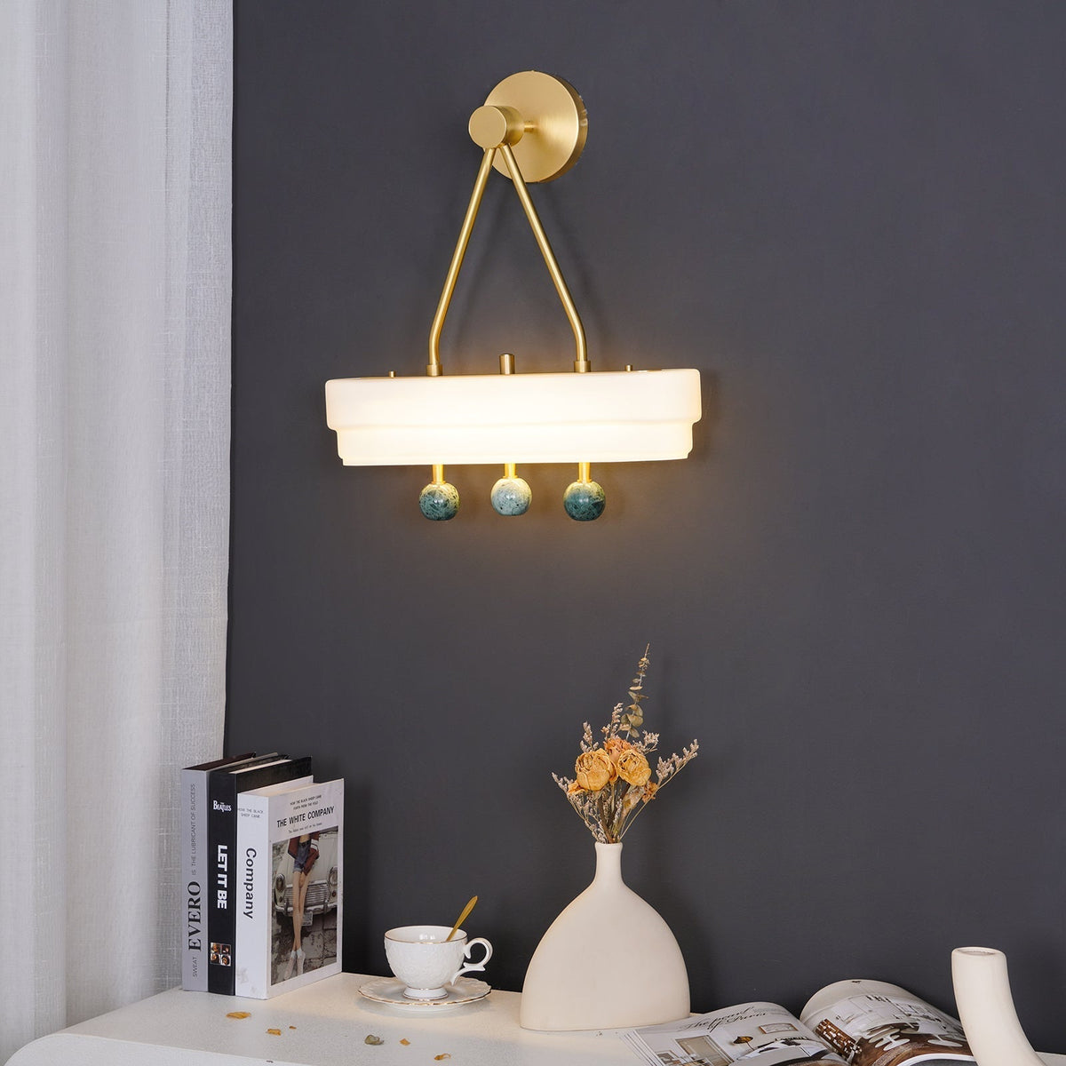 Spate Wall Light