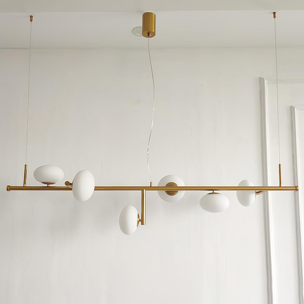 sphere-balance-chandelier