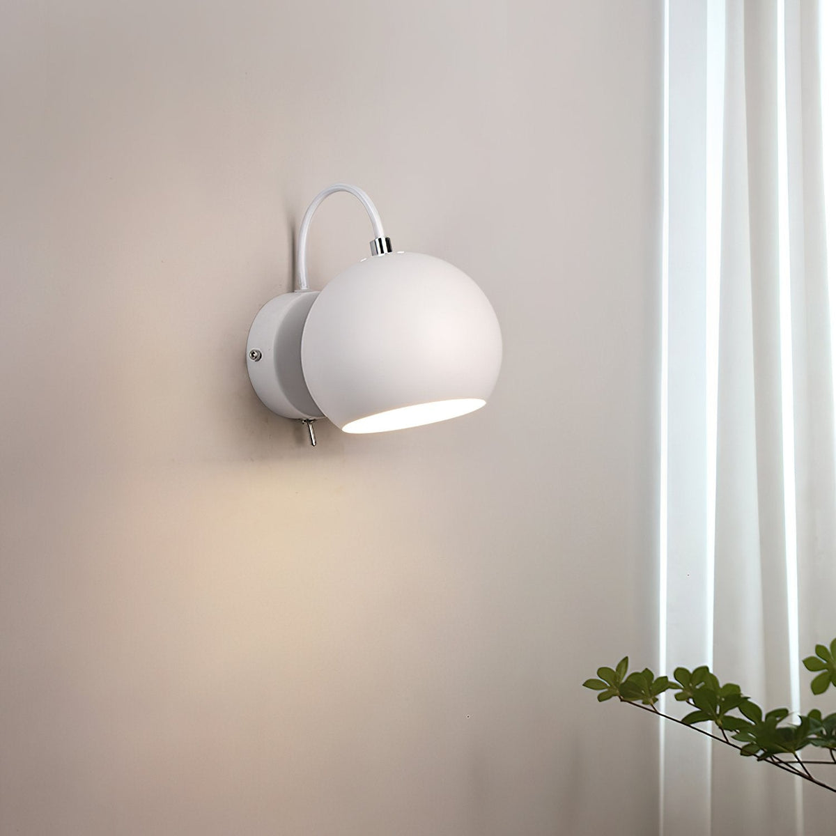Spherical Wall Lamp