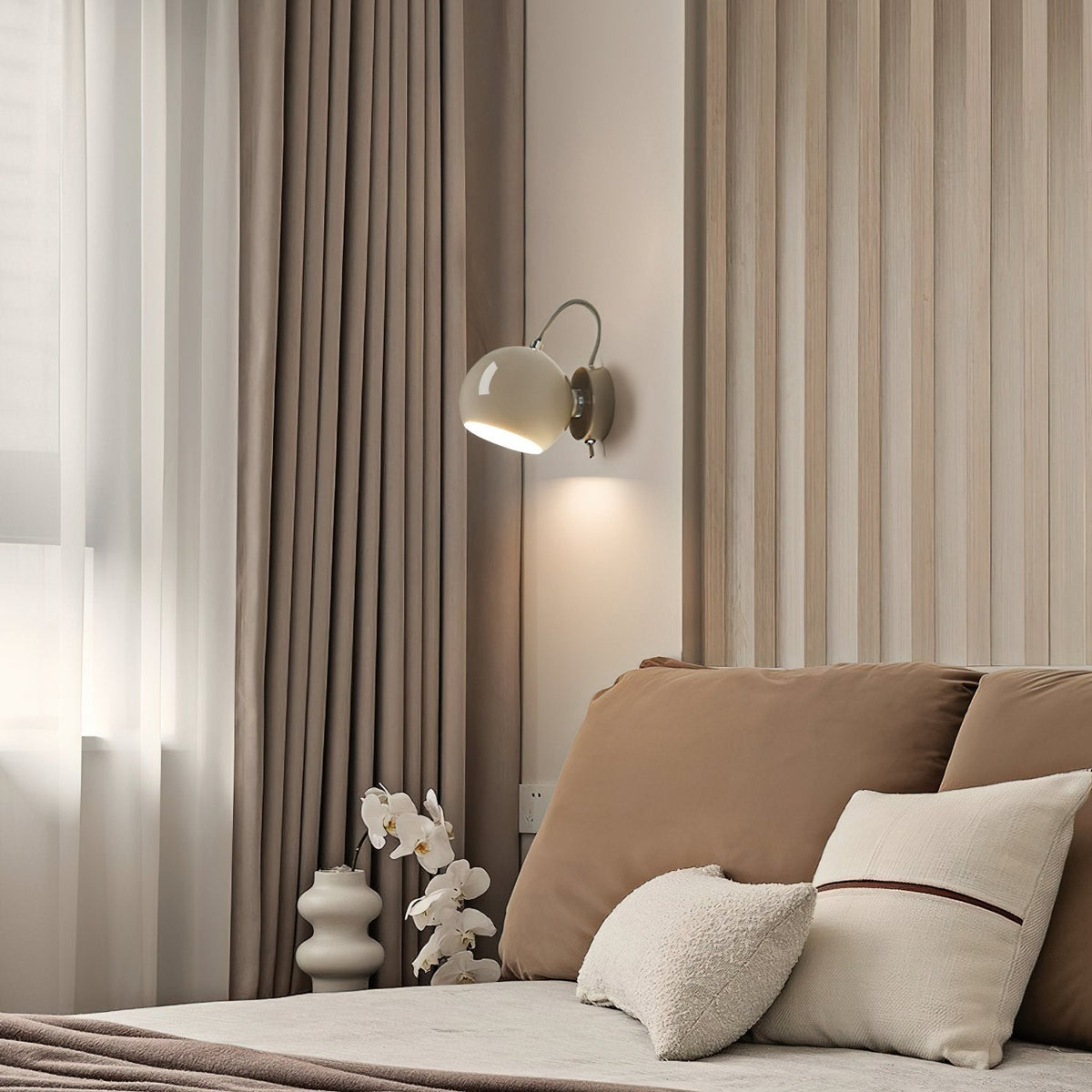 Spherical Wall Lamp