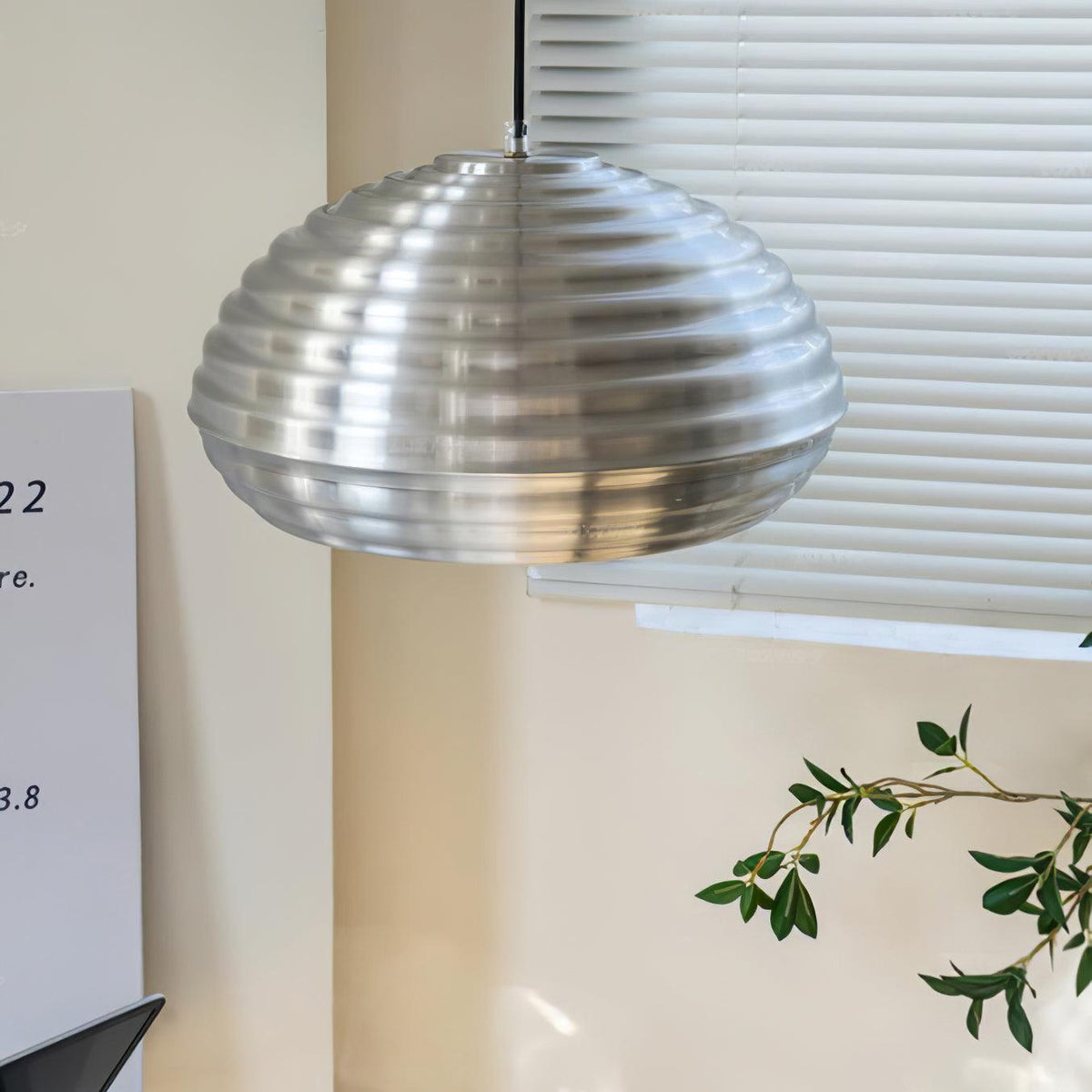 Splugen Modern Aluminum Pendant Light for Dining Room and Kitchen Island