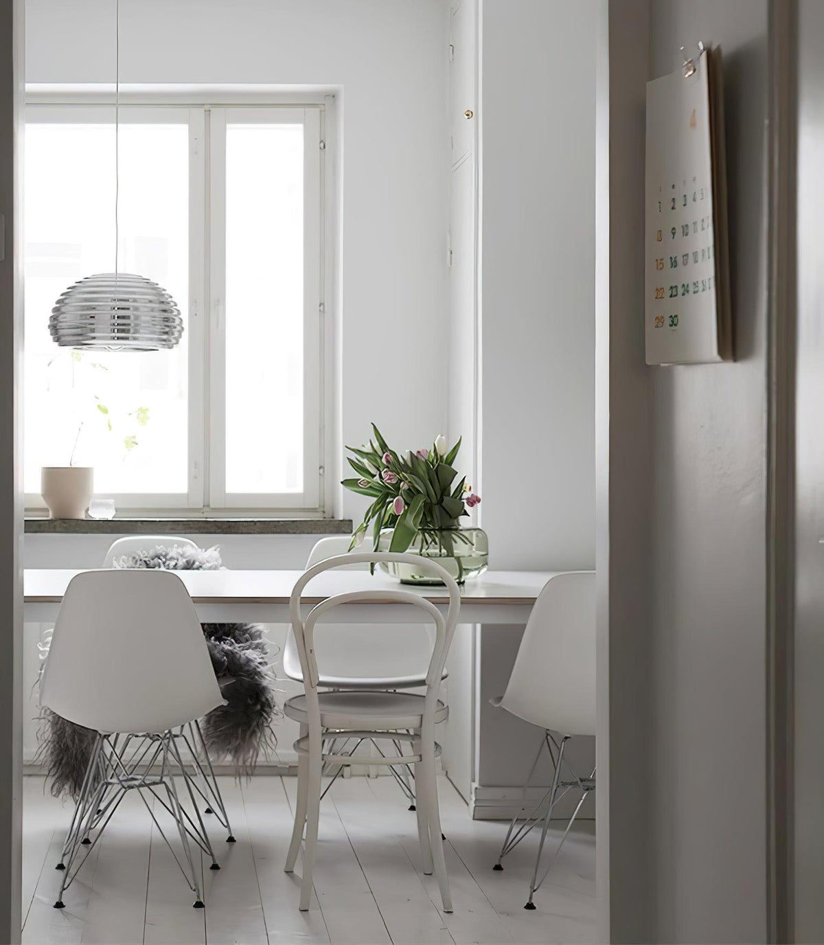 Splugen Modern Aluminum Pendant Light for Dining Room and Kitchen Island