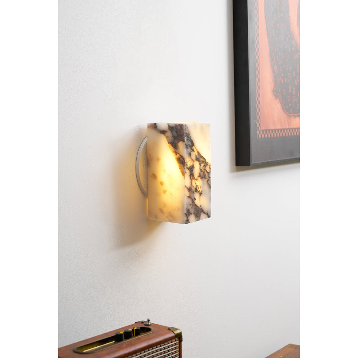 modern-square-alabaster-wall-lamp
