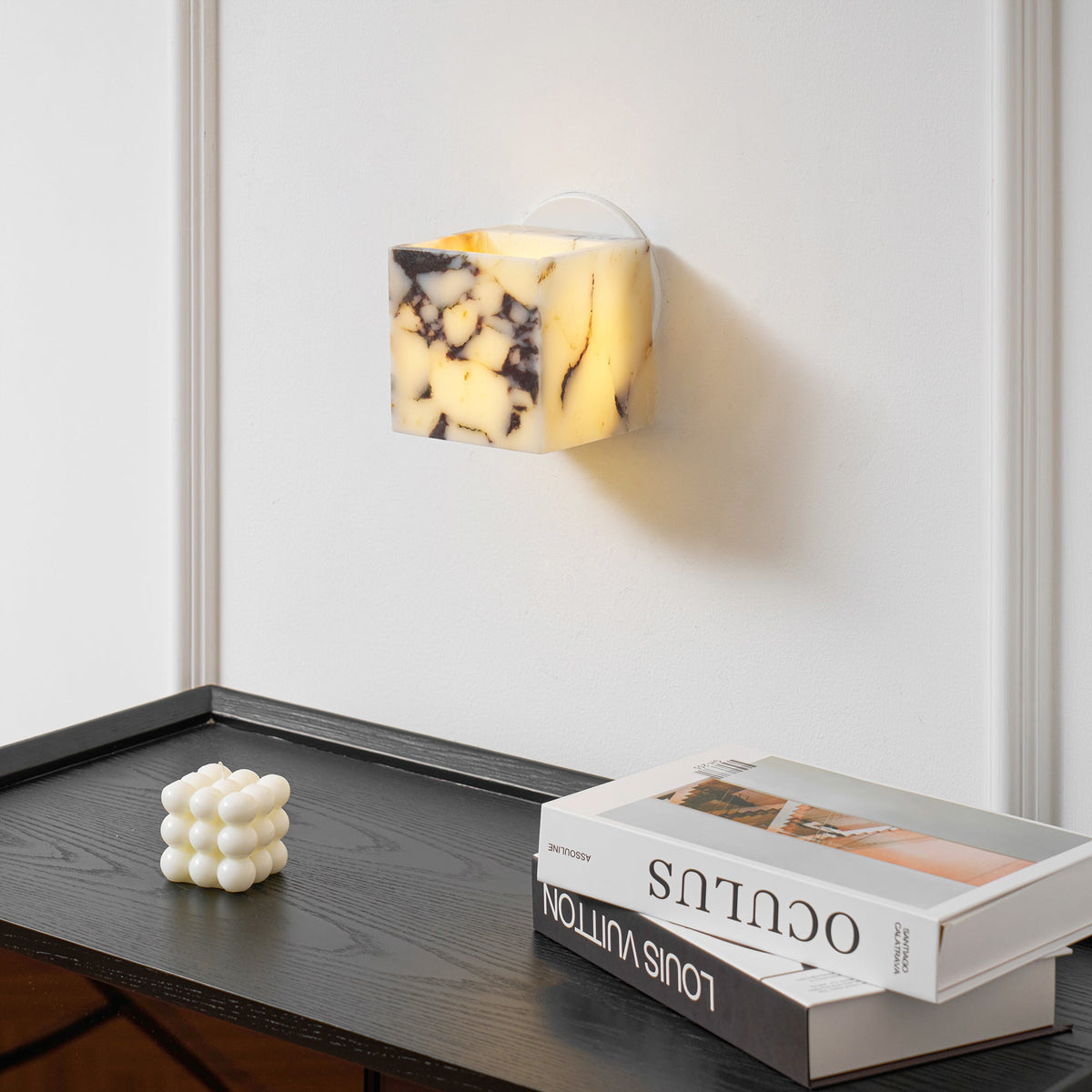 modern-square-alabaster-wall-lamp