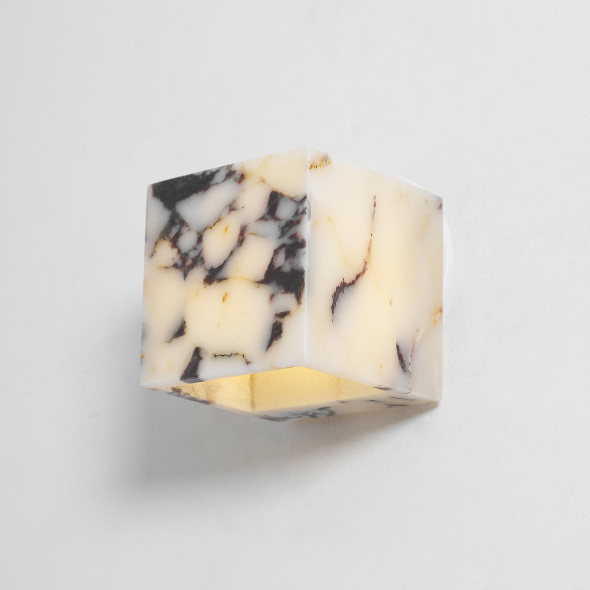 modern-square-alabaster-wall-lamp
