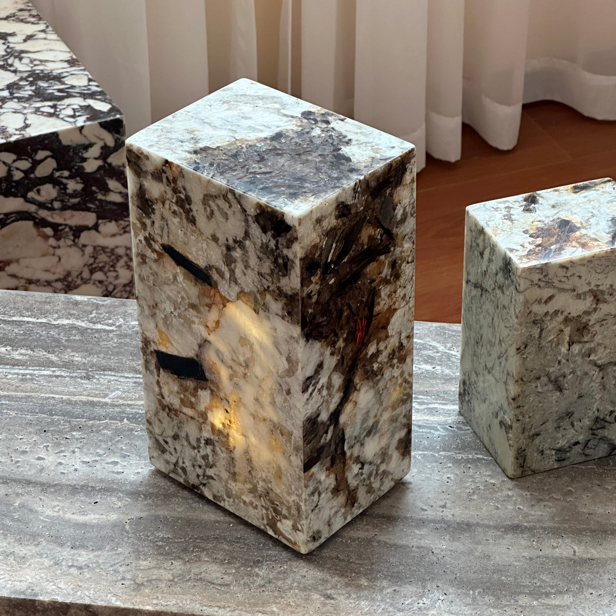 square-stone-rable-lamp
