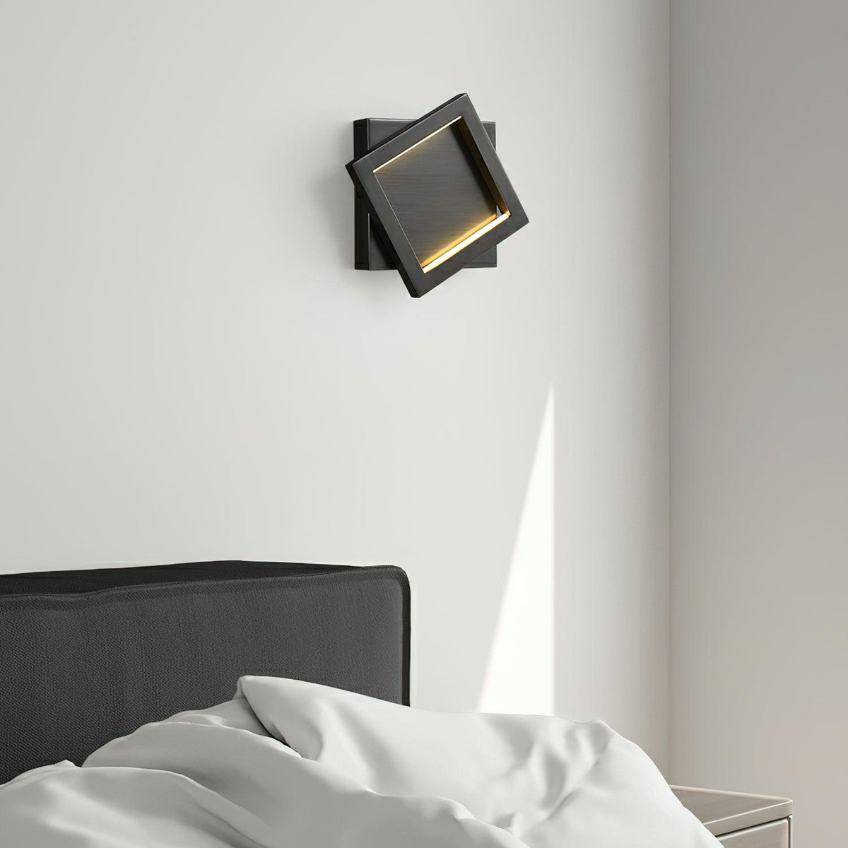 square-wall-light