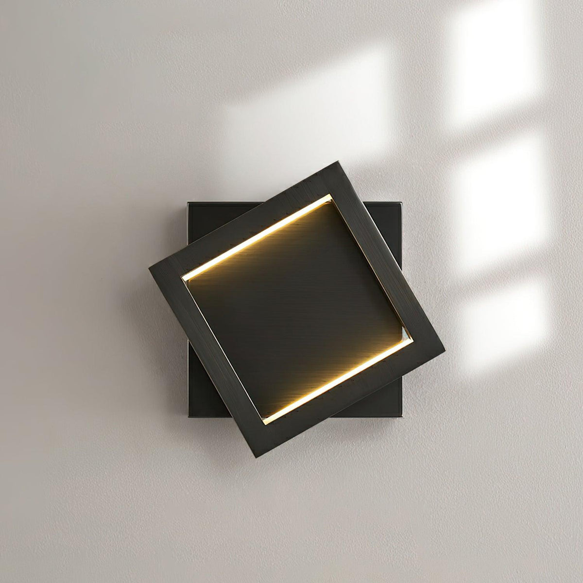 square-wall-light