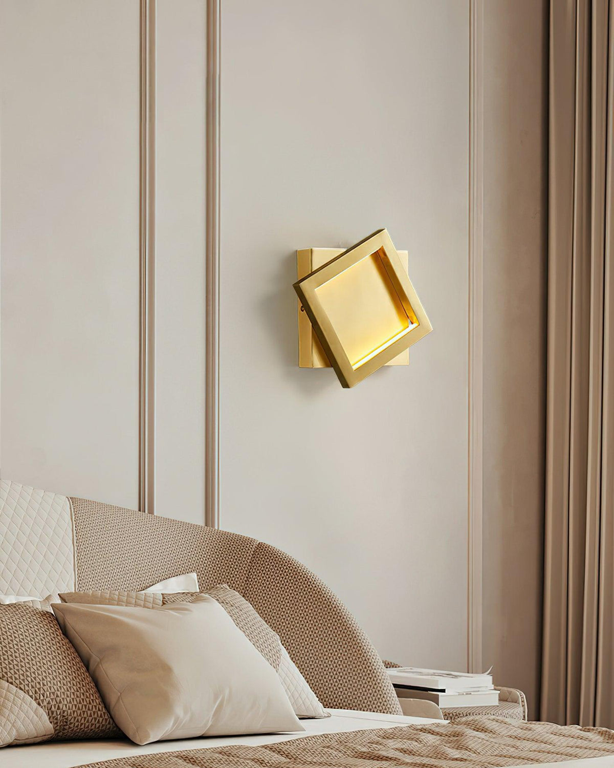 square-wall-light
