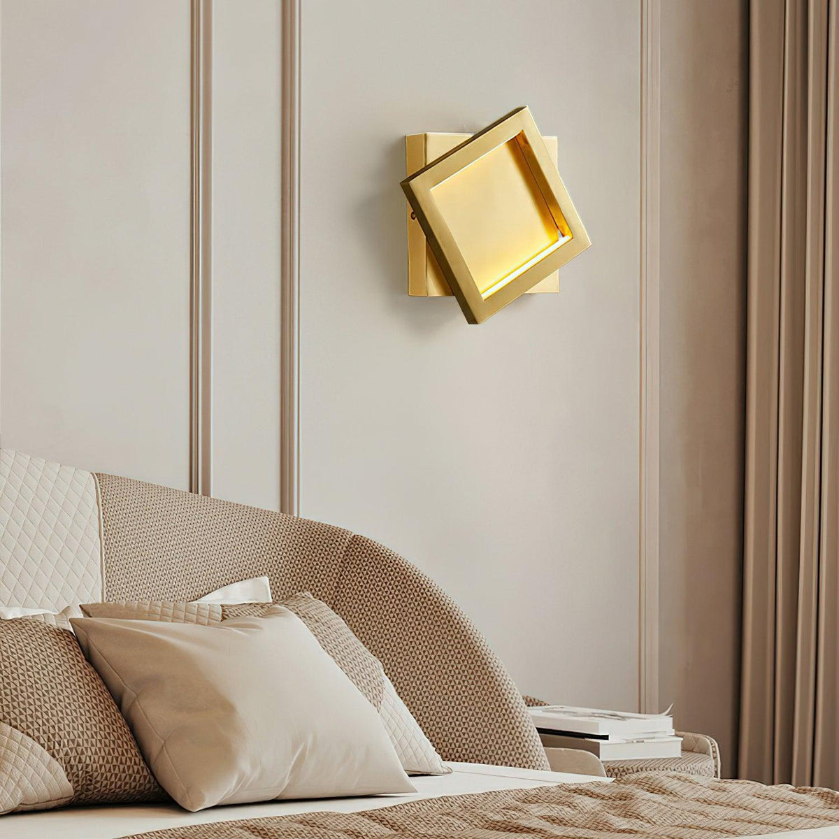 square-wall-light