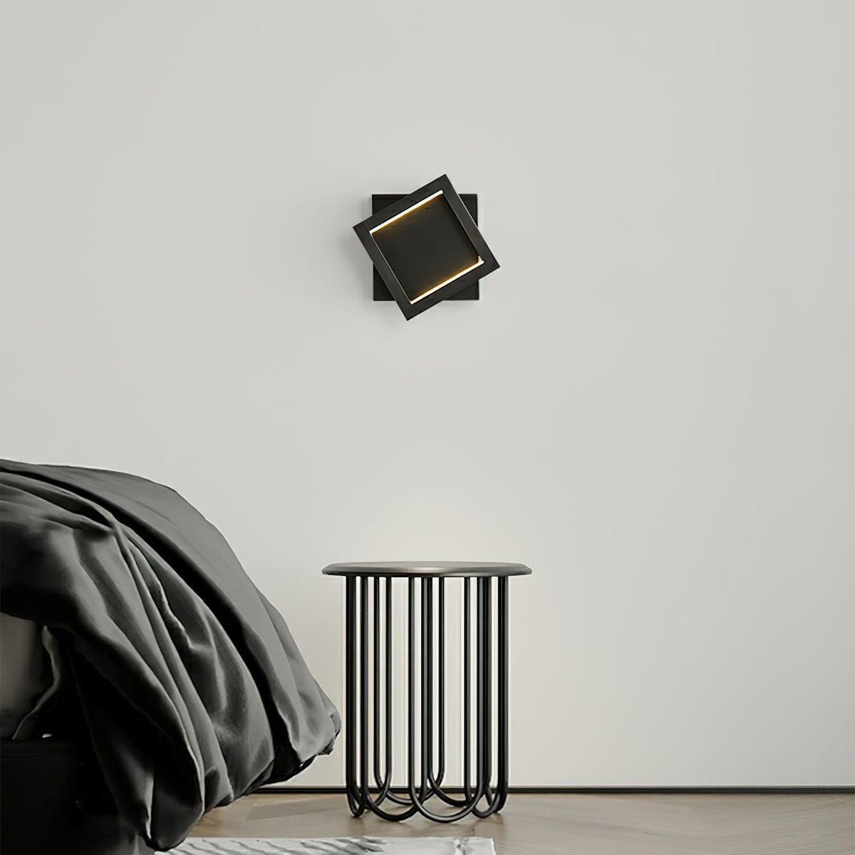 square-wall-light