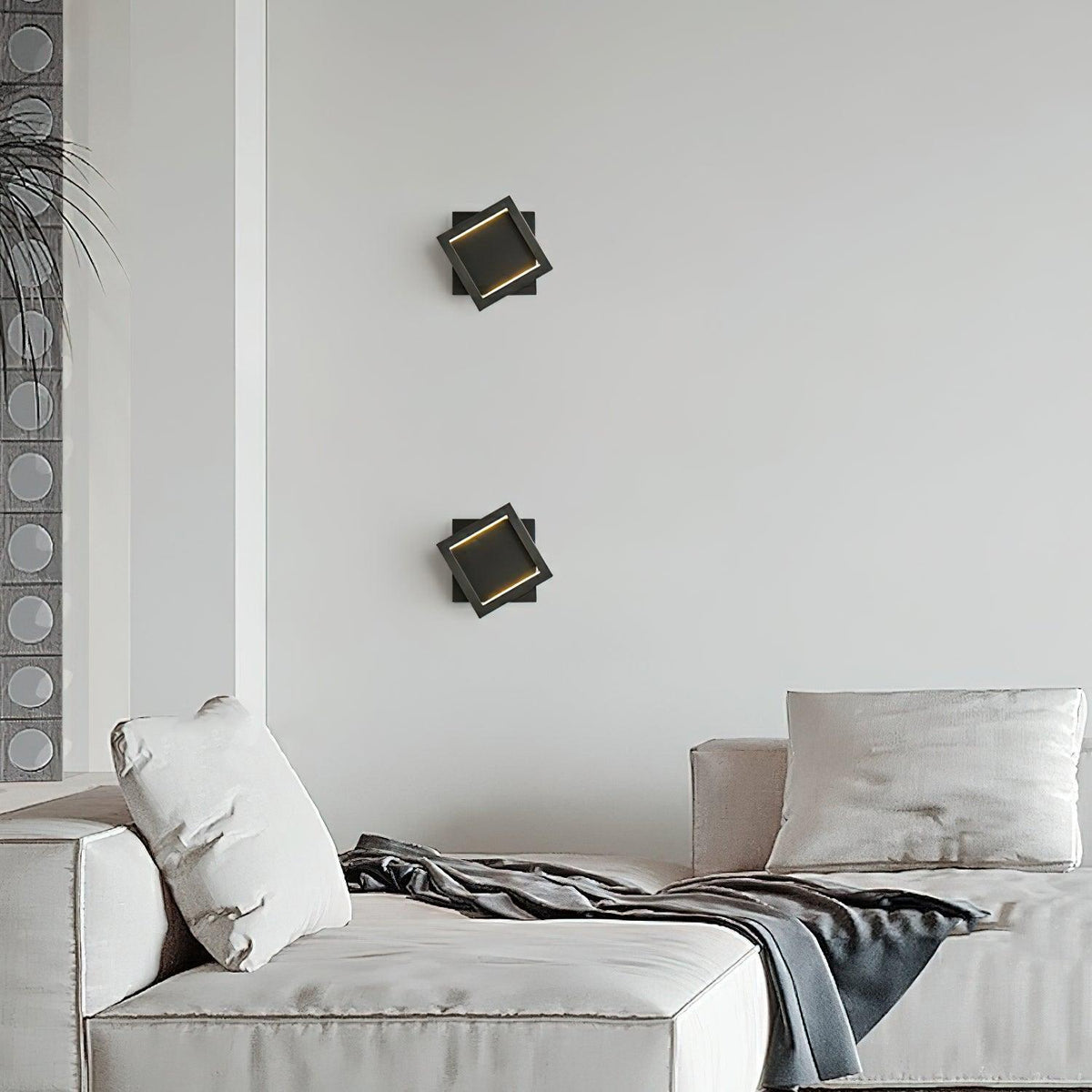square-wall-light