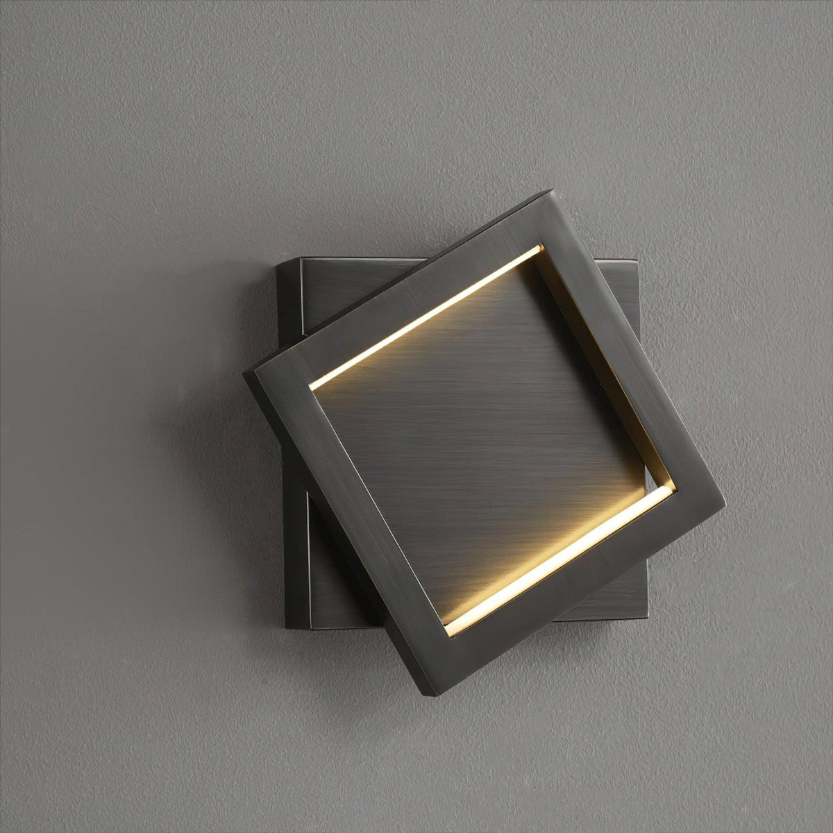 square-wall-light