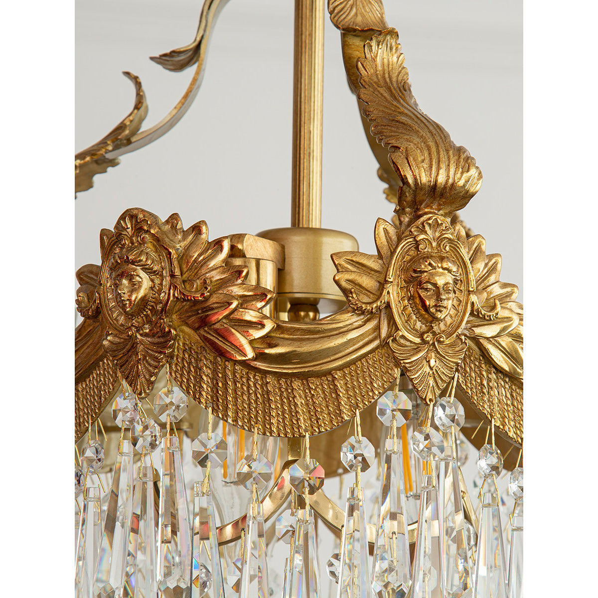 stained-crystal-linear-pendant-lamp