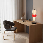 stained-glass-table-lamp