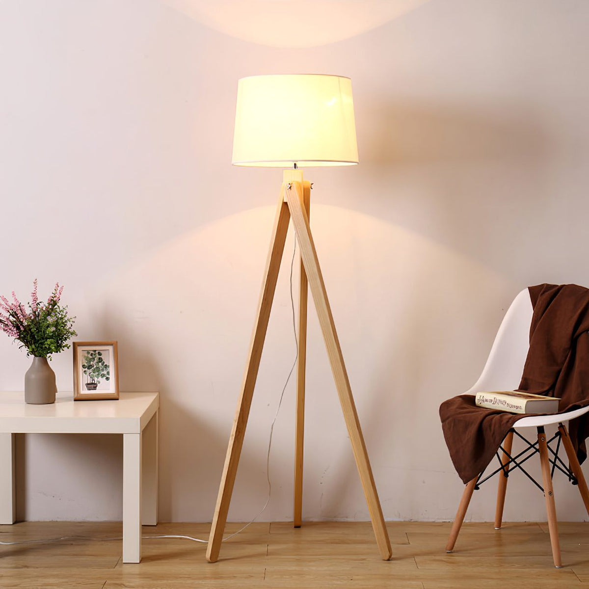 Stilt Floor Lamp