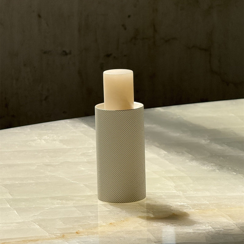 tribeca-usb-table-lamp