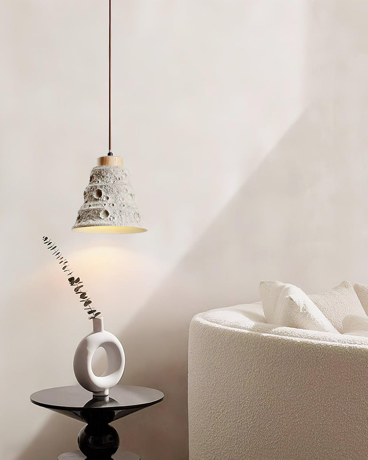 stone-bell-pendant-light