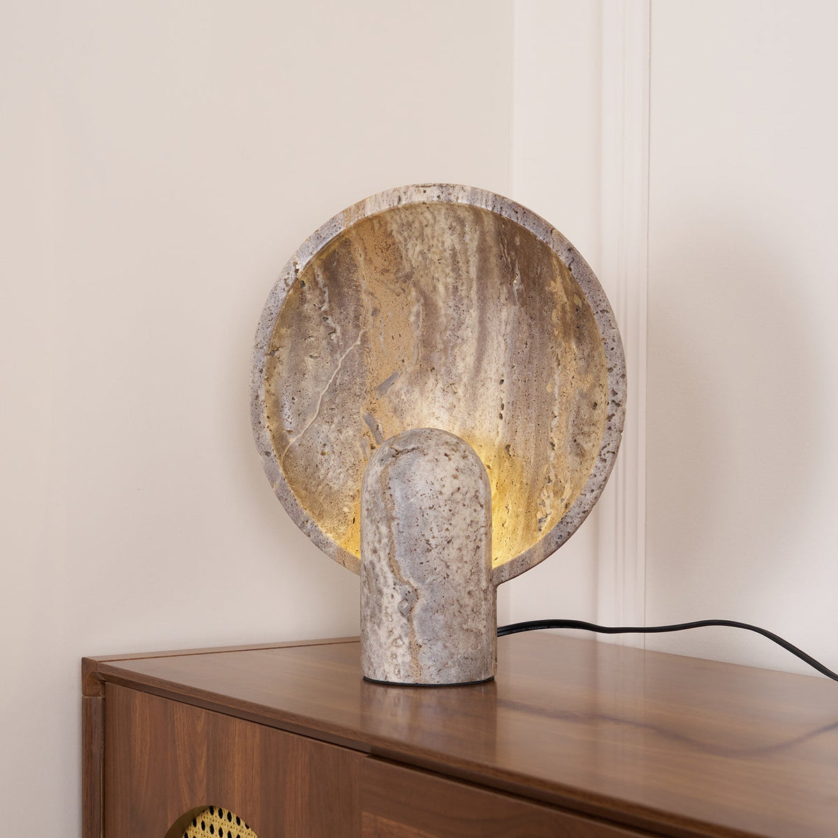 stone-table-lamp