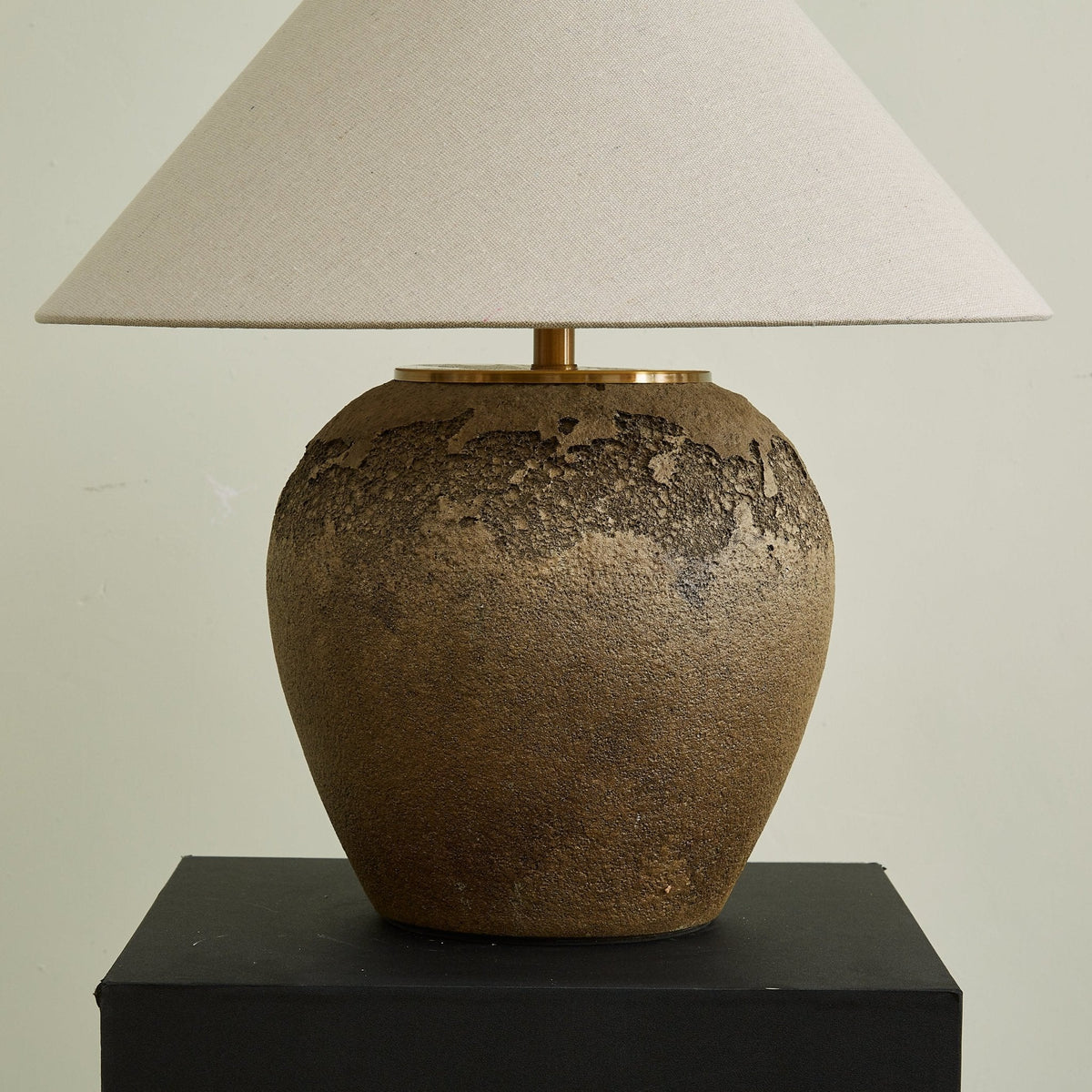Stoneveil Ceramic Table Lamp with Linen Shade for Bedroom and Living Room