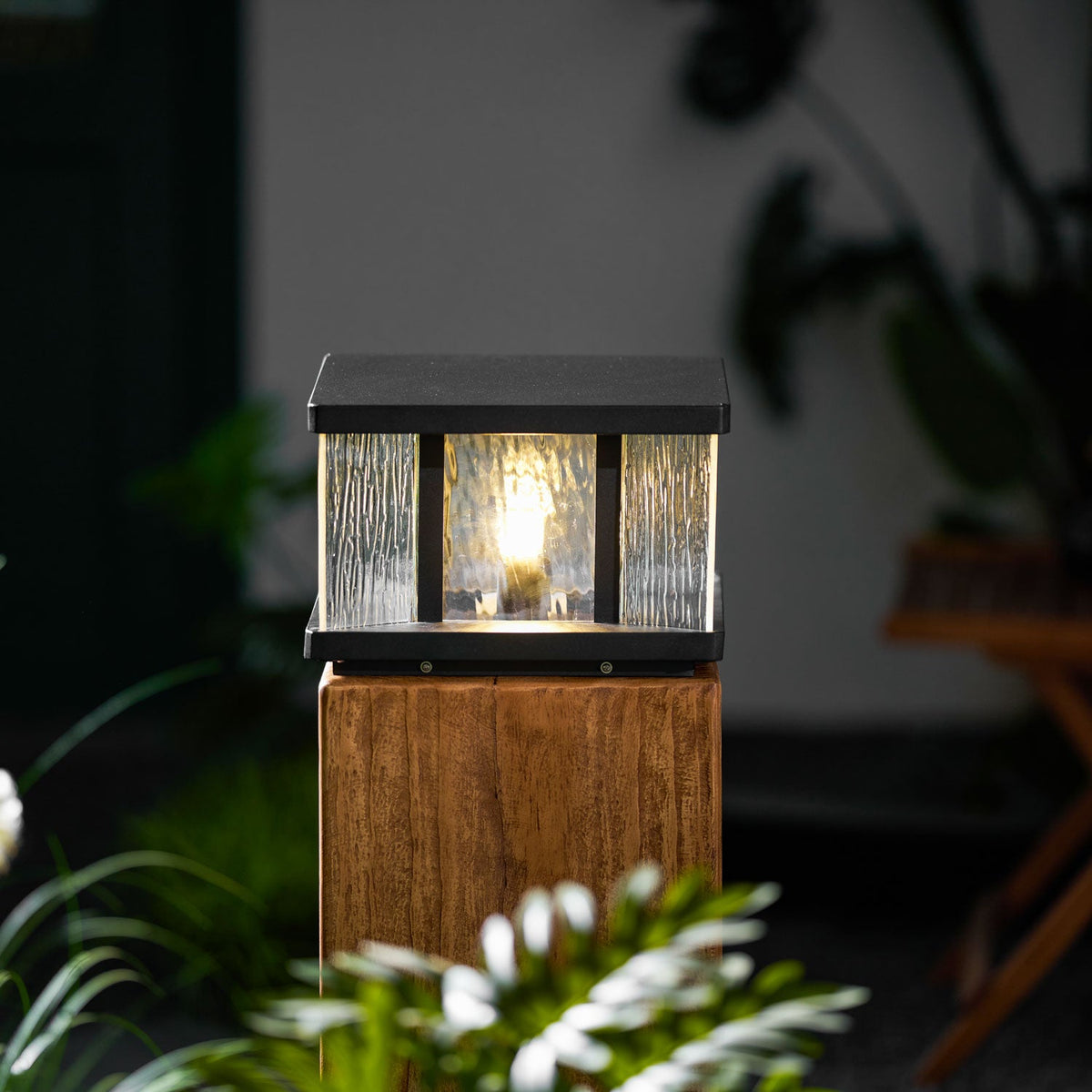 Stratos Square Outdoor Light – Modern Geometric LED Table Lamp for Patio & Garden