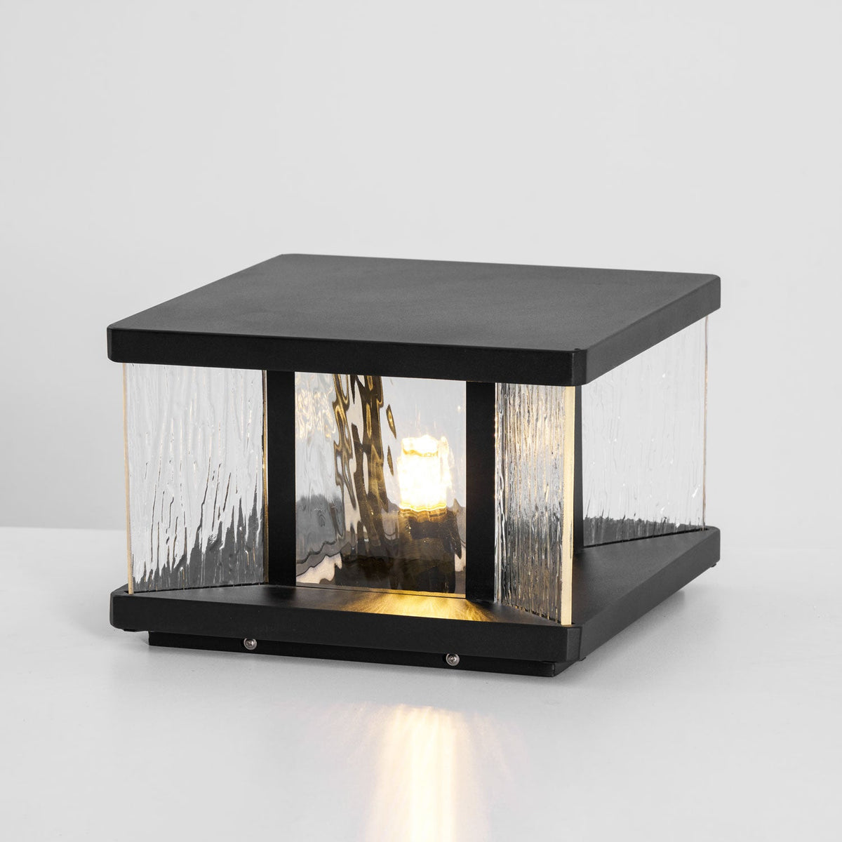 Stratos Square Outdoor Light – Modern Geometric LED Table Lamp for Patio & Garden