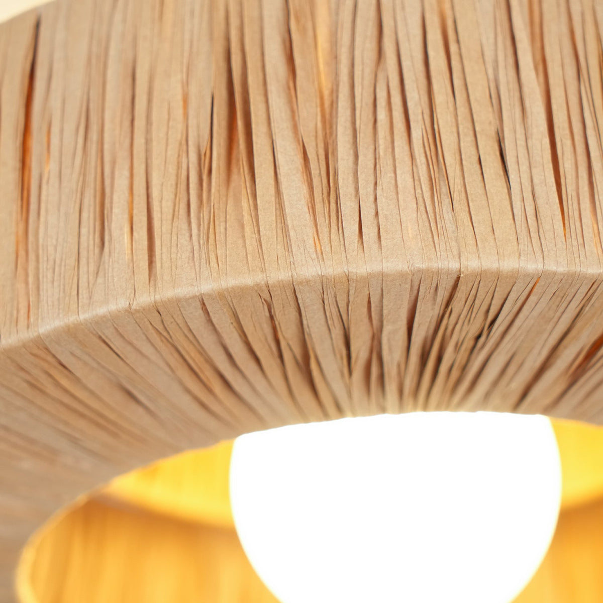 Handwoven Raffia Ceiling Lamp – Natural Straw Pendant Light for Modern Interiors