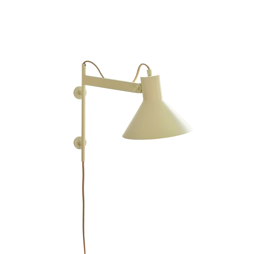 studio-plug-in-wall-lamp