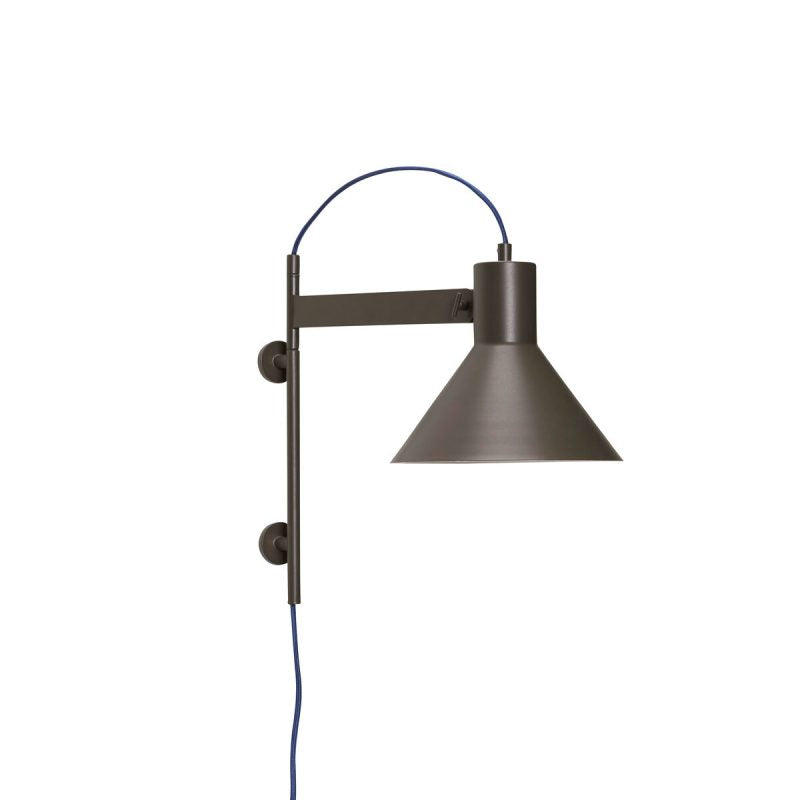 studio-plug-in-wall-lamp