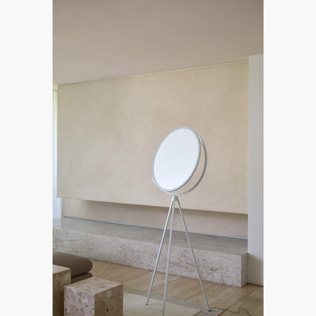 superloon-floor-lamp