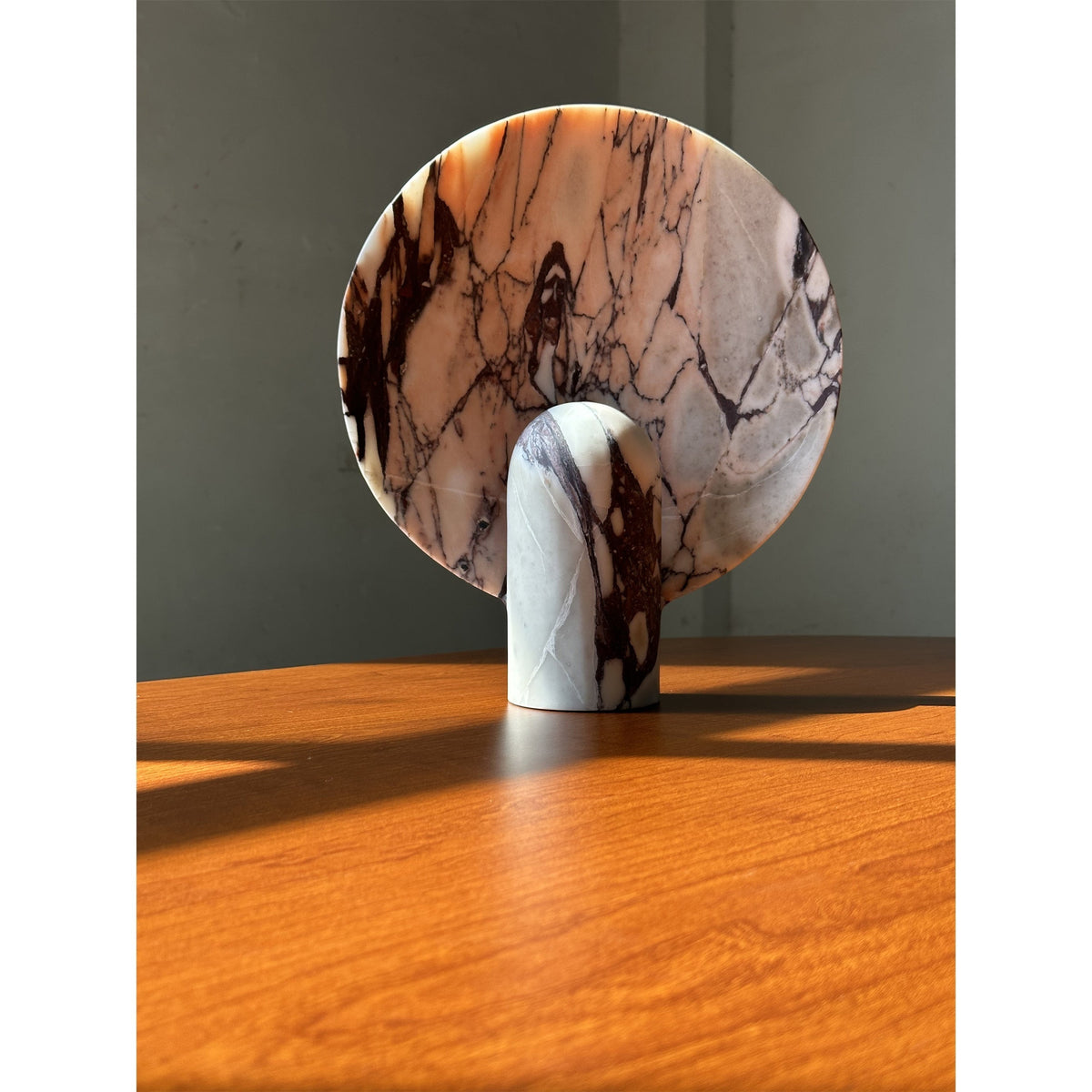 Surface Table Lamp