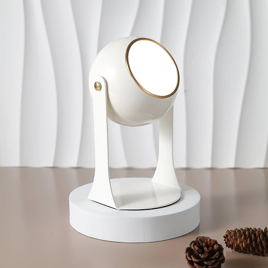 svejk-table-lamp