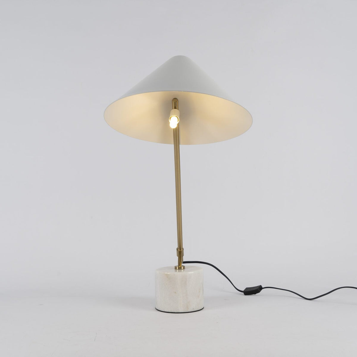 Small Hat Table Lamp
