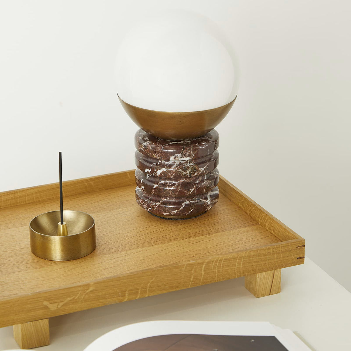 sylvia-table-lamp
