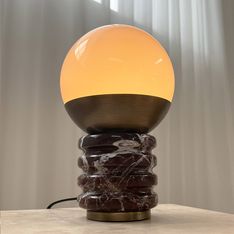 sylvia-table-lamp