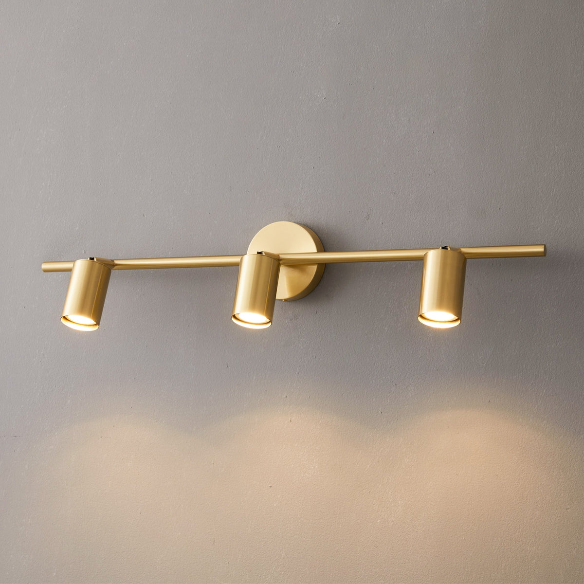 taylor-adjustable-head-wall-lamp