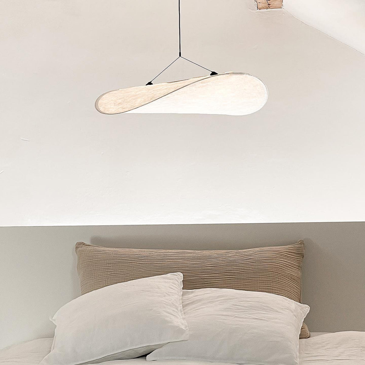 tense-dupont-paper-pendant-lamp