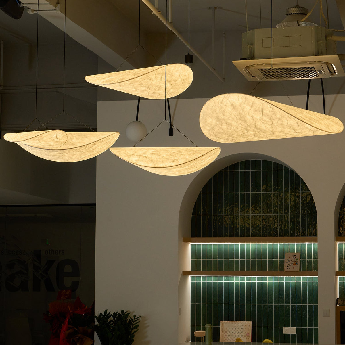 tense-dupont-paper-pendant-lamp