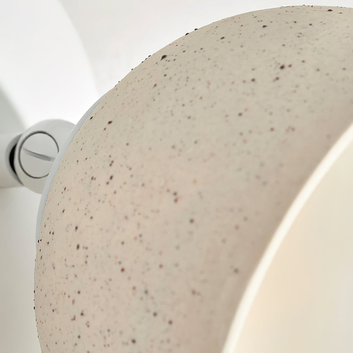 terra-surface-wall-lamp