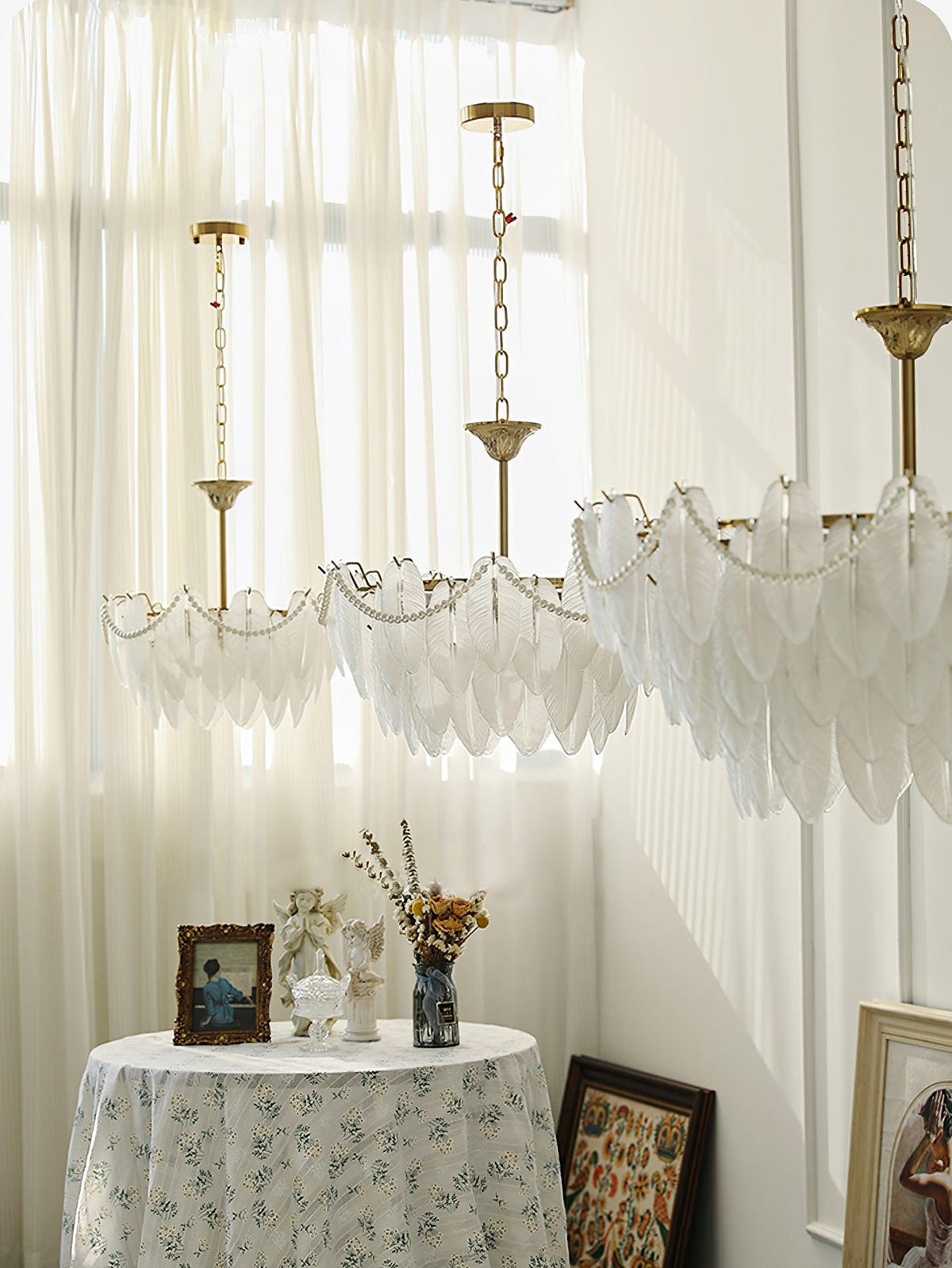 texture-glass-leaf-chandelier