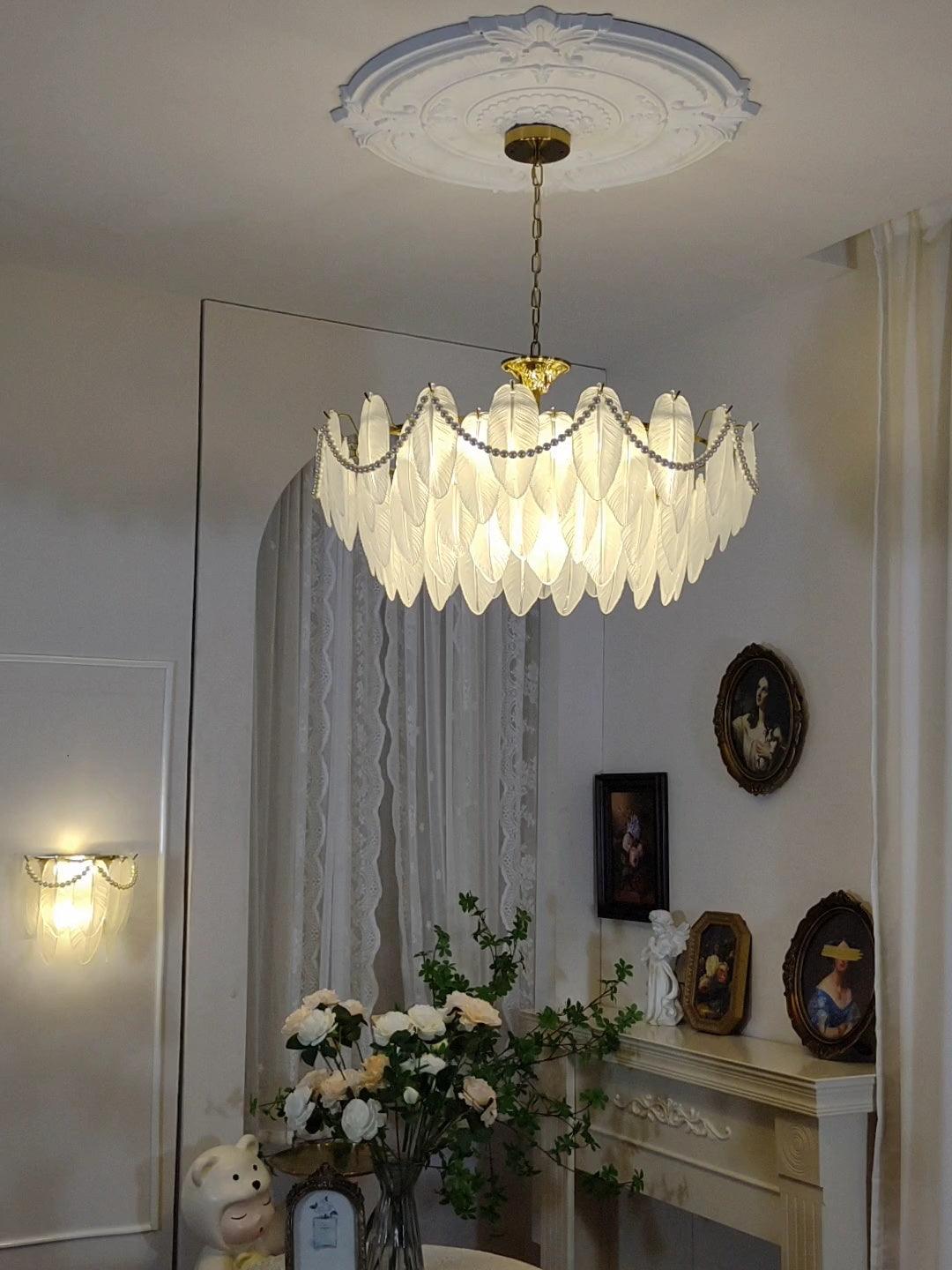 texture-glass-leaf-chandelier