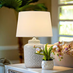 textured-jar-table-lamp